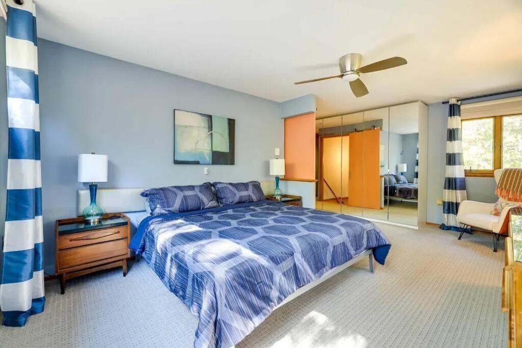 Holiday home Spacious Design In Woods - Bushkill-poconos Bushkill