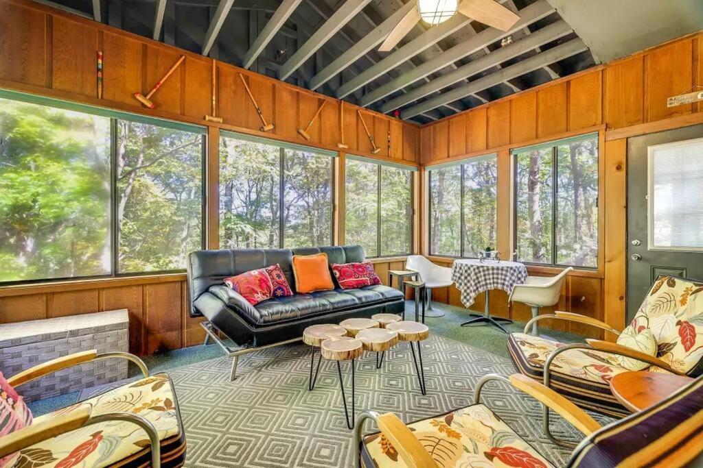 Spacious Design In Woods - Bushkill-poconos * Bushkill