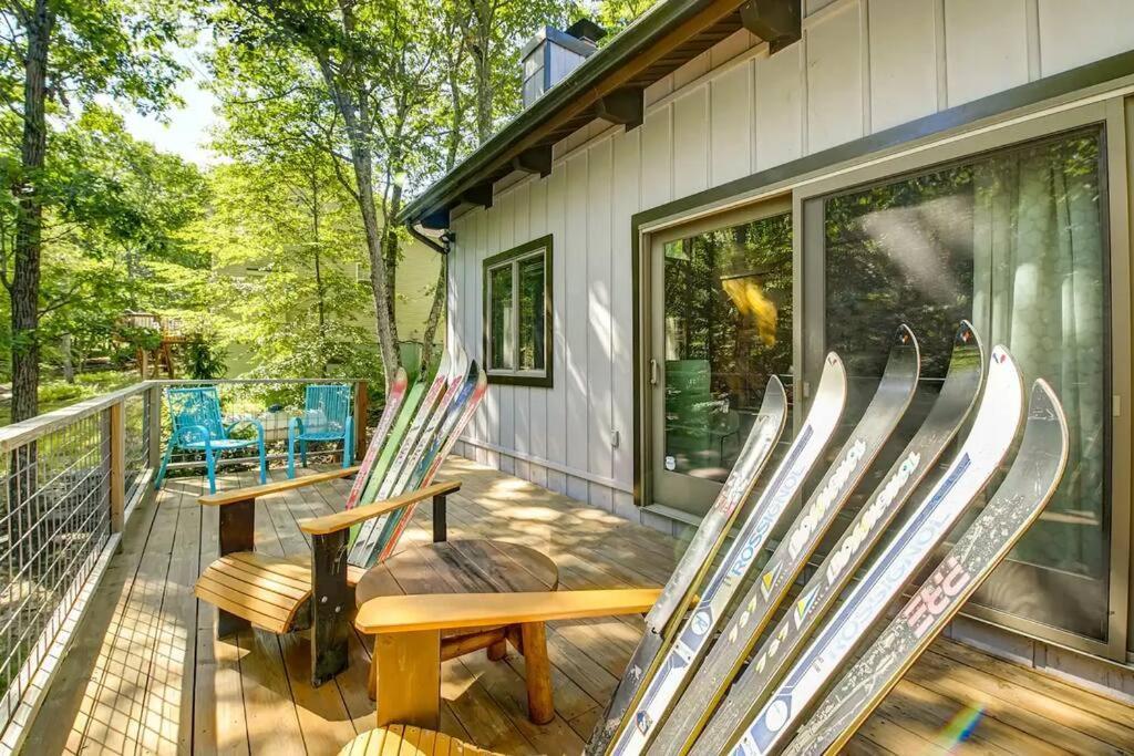 Spacious Design In Woods - Bushkill-poconos Holiday home *